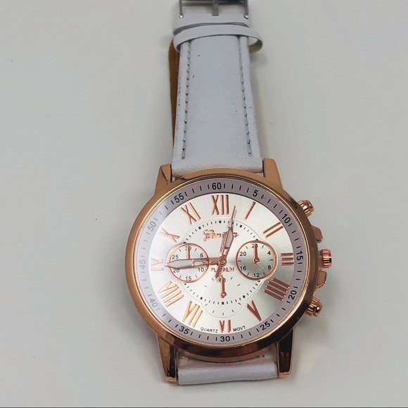 White leather watch - Picture 5 of 8